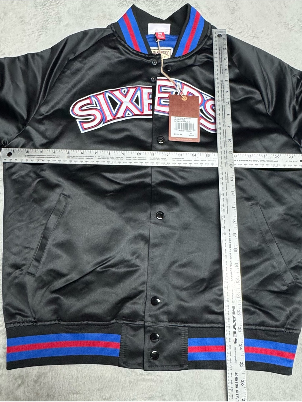 NWT Philadelphia 76ers Mitchell & Ness Satin Jacket Size Medium Black - Picture 3 of 5